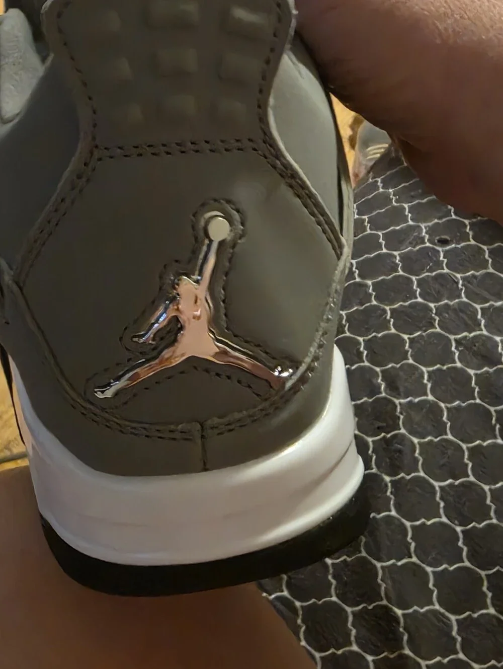 AIR JORDAN RETRO Cool Gray - Picture 3 of 5